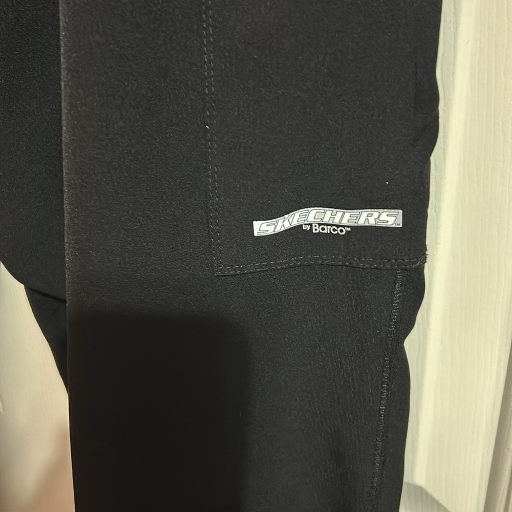 Scrub pants, size XL by Skechers - Picture 3 of 5
